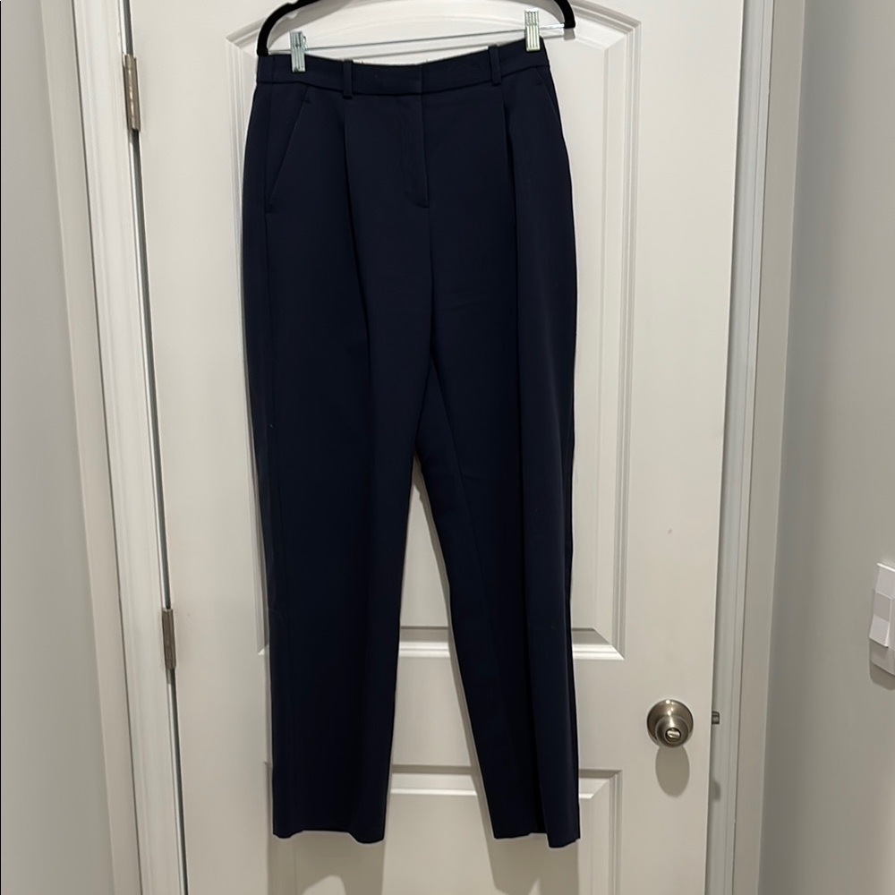 A&F Quinn Tailored Straight Pant